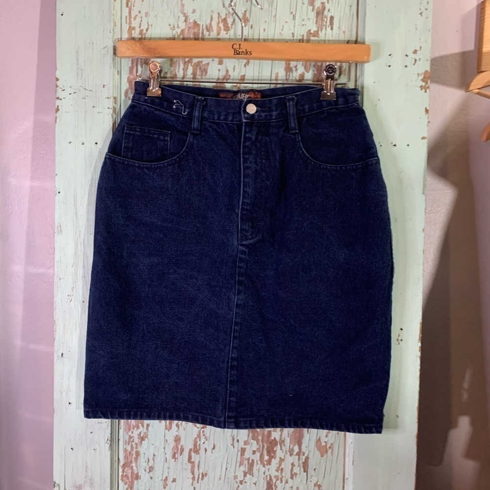 Women’s Jordache dark wash denim mini skirt